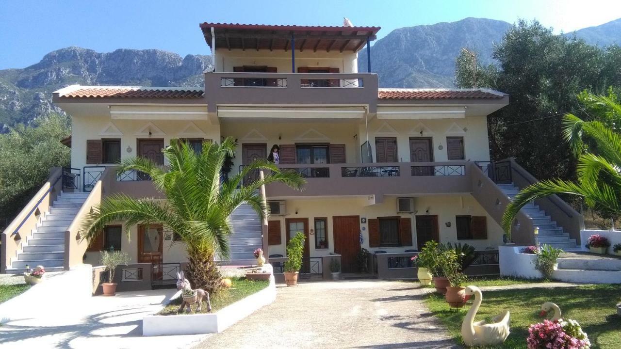 Mιχαλης Apartments باراميثيا المظهر الخارجي الصورة