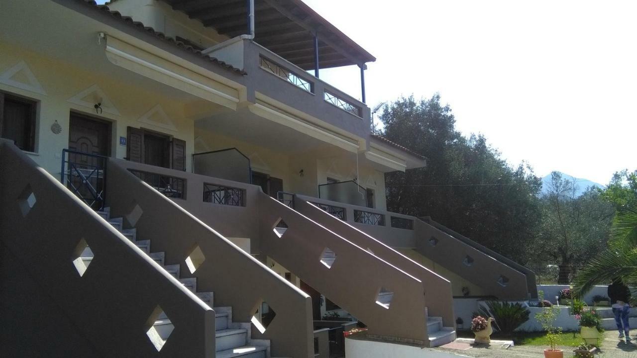 Mιχαλης Apartments باراميثيا المظهر الخارجي الصورة